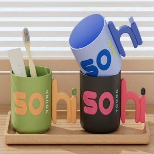 Random Delivery 1pc Cute Creative 2-Layer Plastic Toothbrush Cup, High-Value Iceberg Style Rinse Cup Multicolor